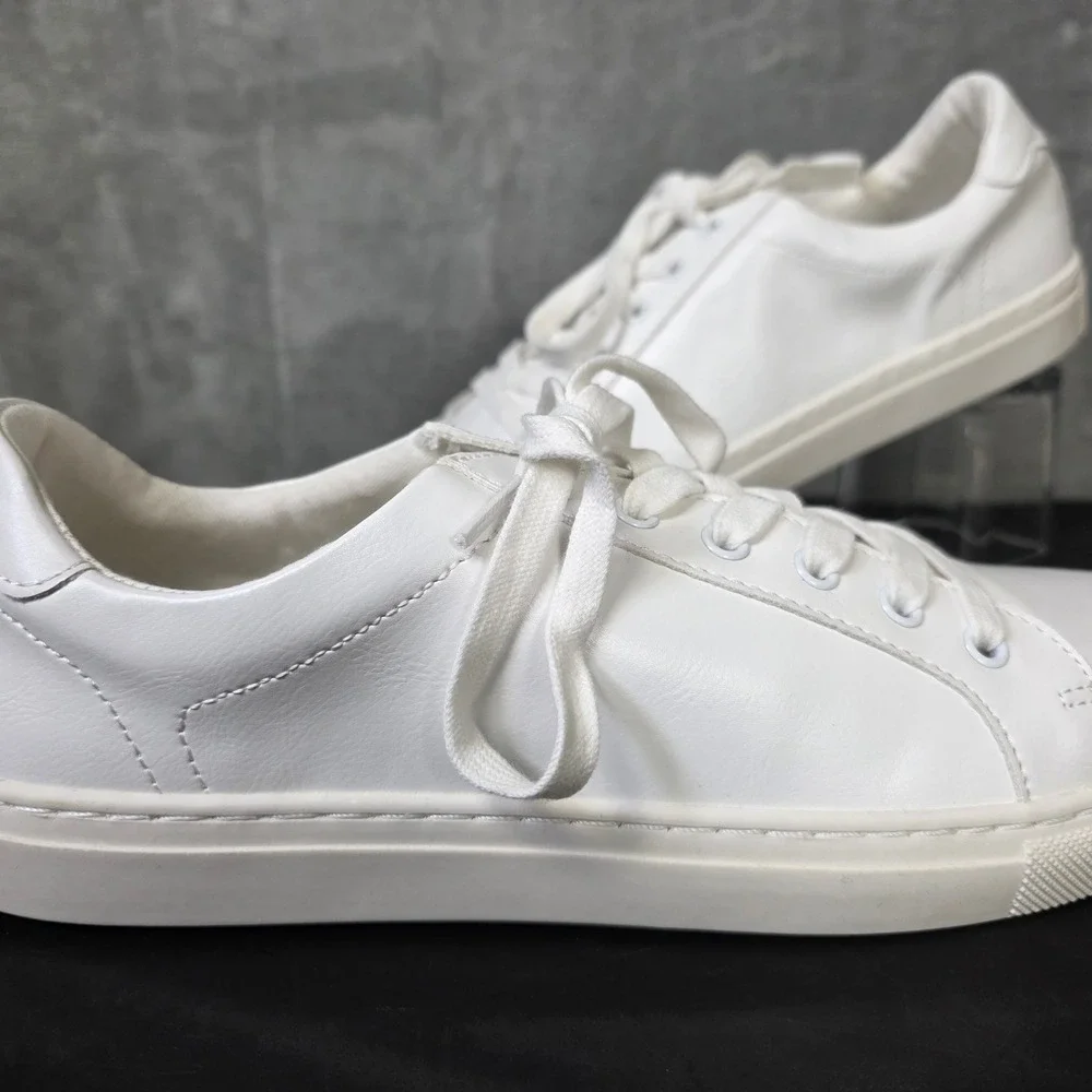 Banana Republic Sneakers Low Top Mens 10 White EXCELLENT Preppy Minimalist Basic